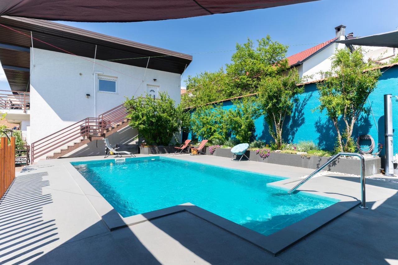 Pure Sky Apartments - With Pool Mostar Bagian luar foto