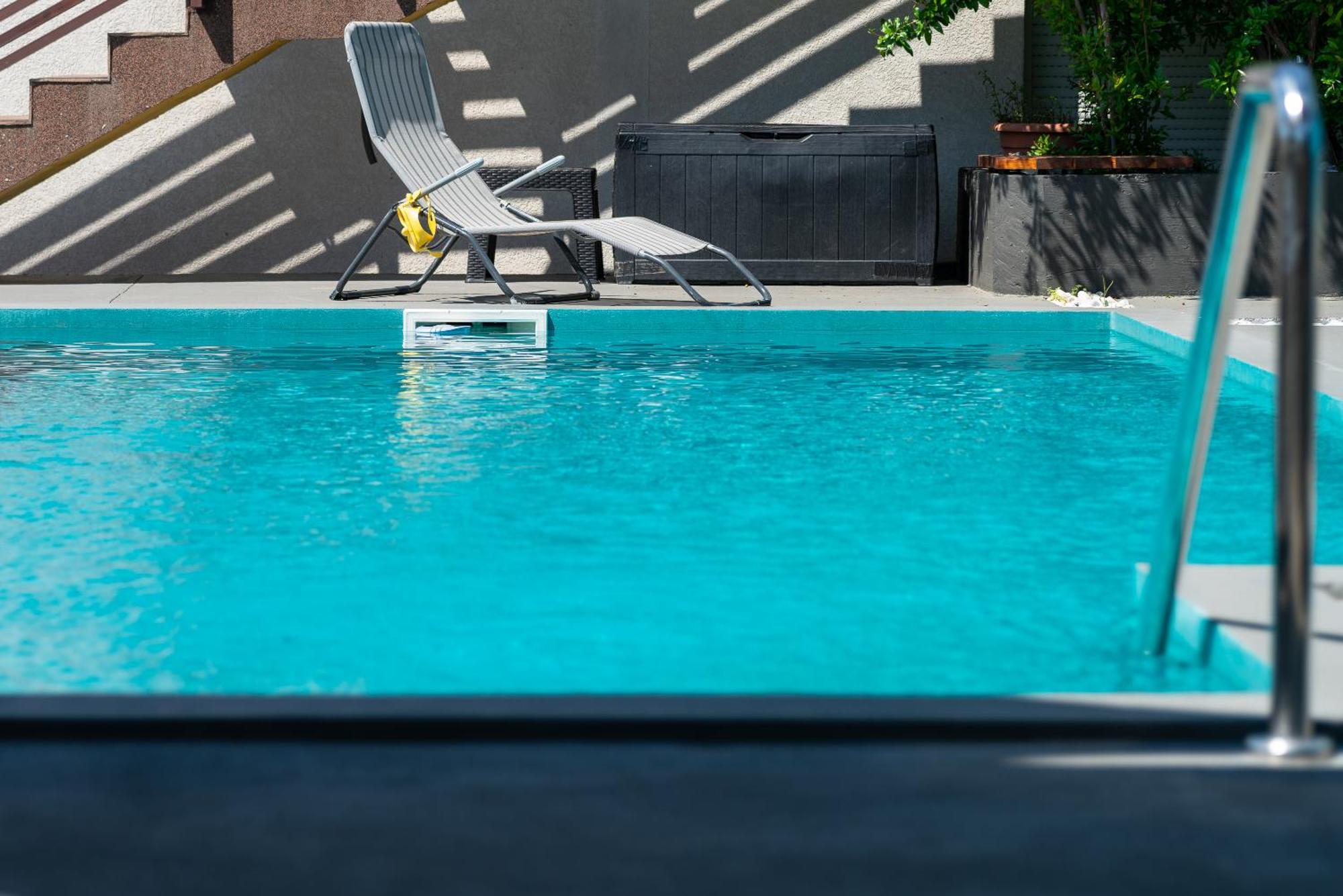Pure Sky Apartments - With Pool Mostar Bagian luar foto